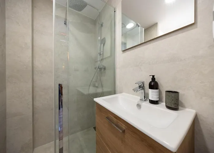 Castle View Luxury In Old Town *