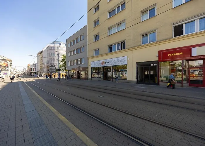 Castle View Luxury In Old Town Bratislava