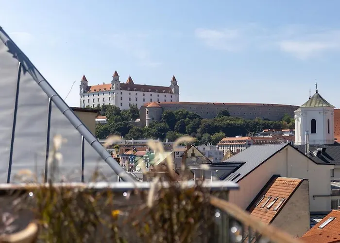 Castle View Luxury In Old Town * ブラチスラヴァ