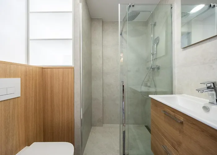 Castle View Luxury In Old Town Apartment