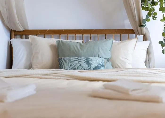 Castle View Luxury In Old Town Apartment *