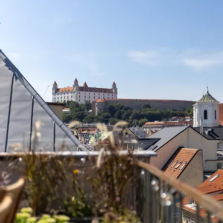 Castle View Luxury In Old Town * Bratislava
